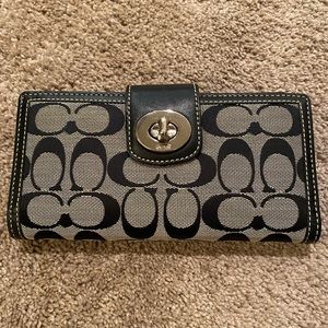 Coach signature wallet